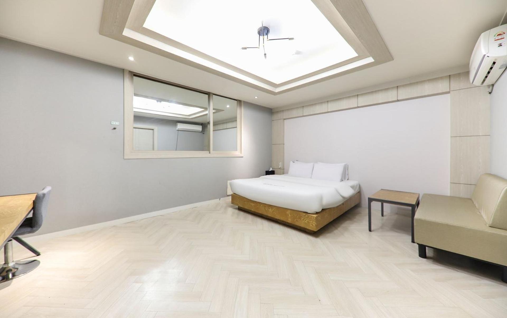 Eco Hotel Mokpo Buitenkant foto