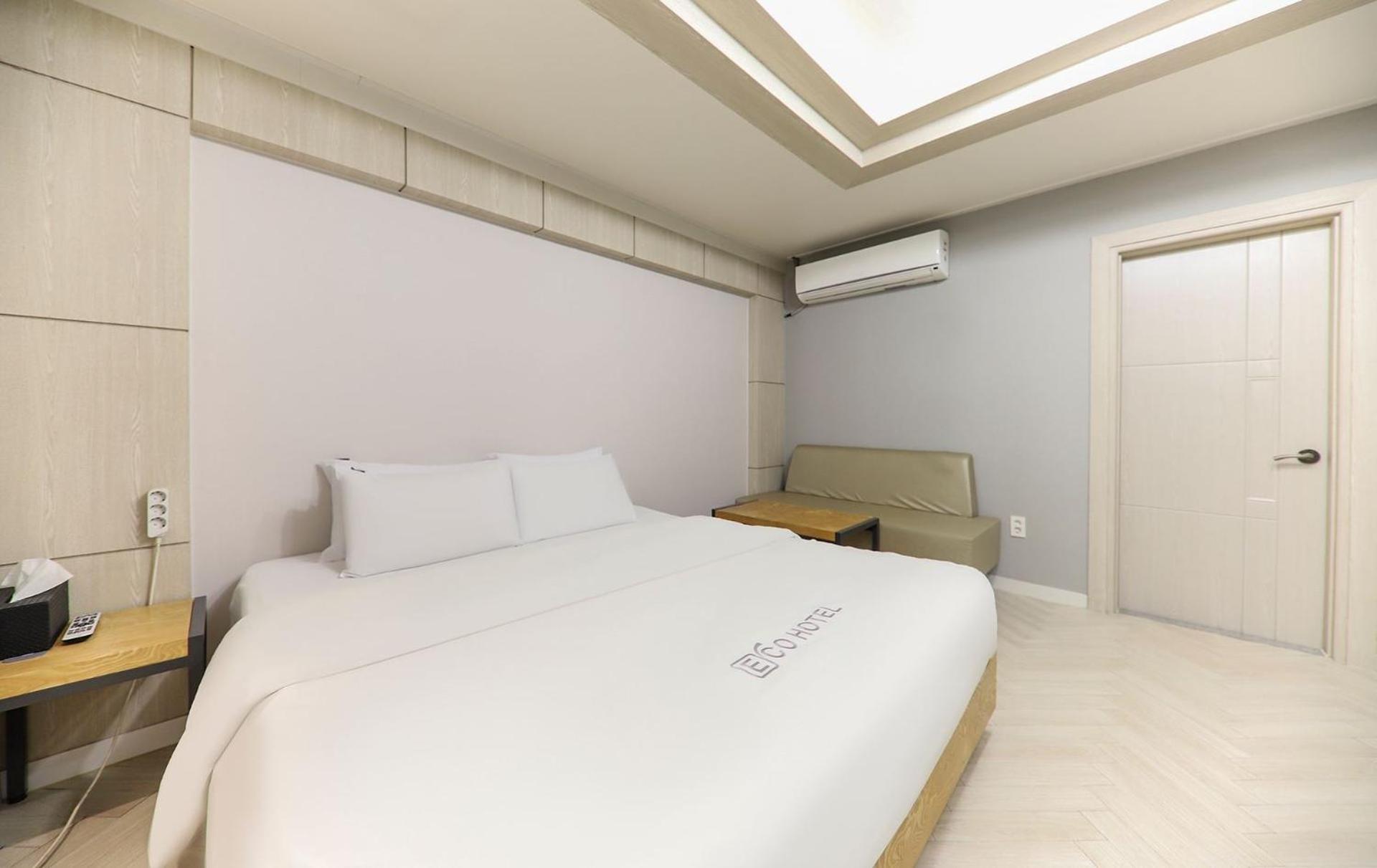 Eco Hotel Mokpo Buitenkant foto
