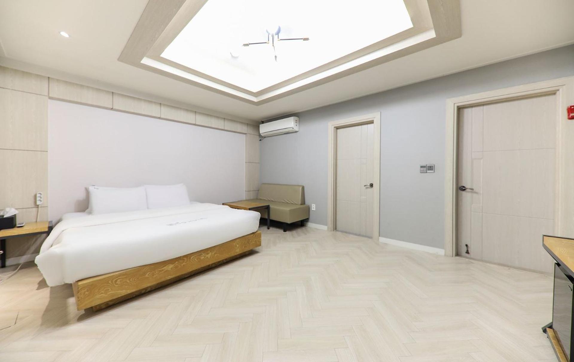 Eco Hotel Mokpo Buitenkant foto