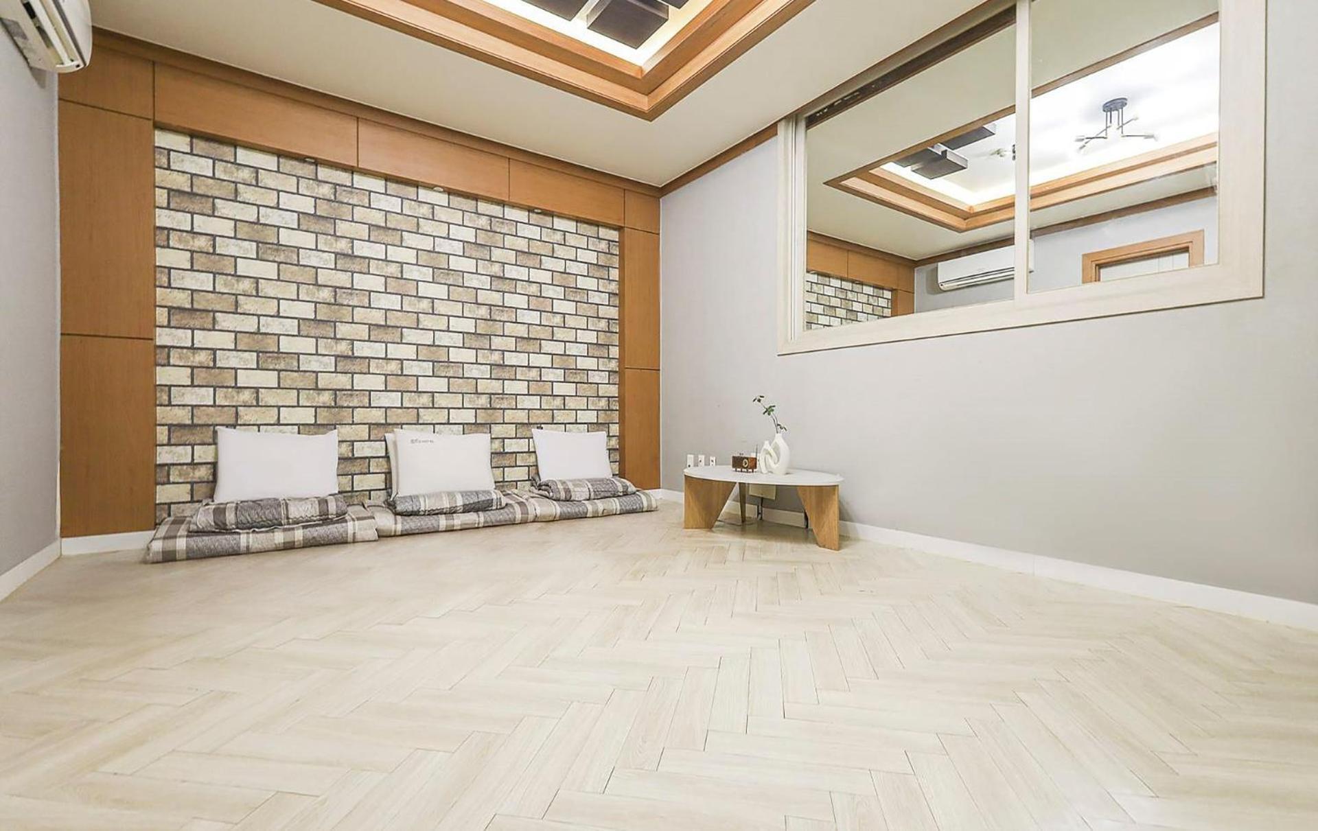 Eco Hotel Mokpo Buitenkant foto