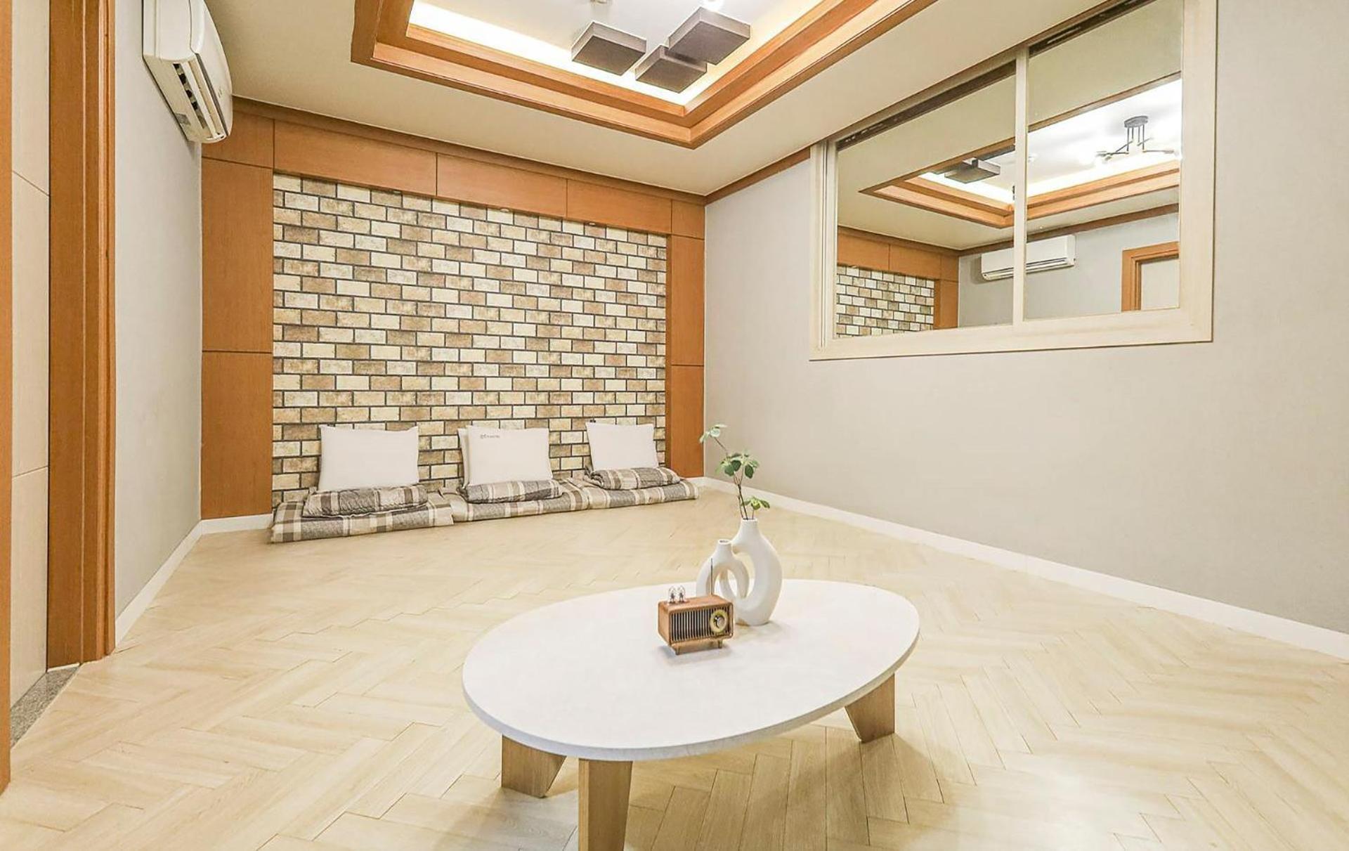 Eco Hotel Mokpo Buitenkant foto