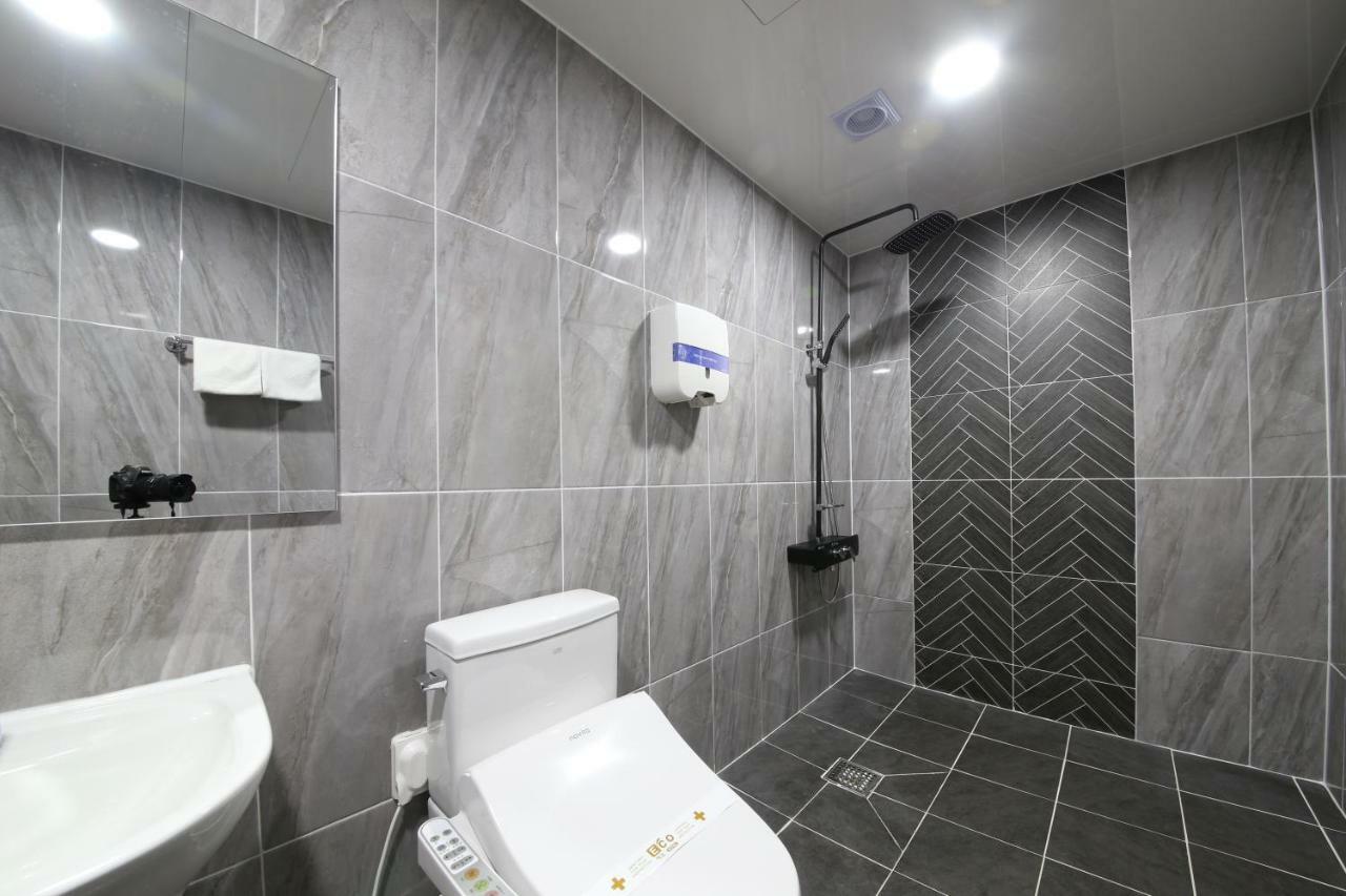 Eco Hotel Mokpo Buitenkant foto