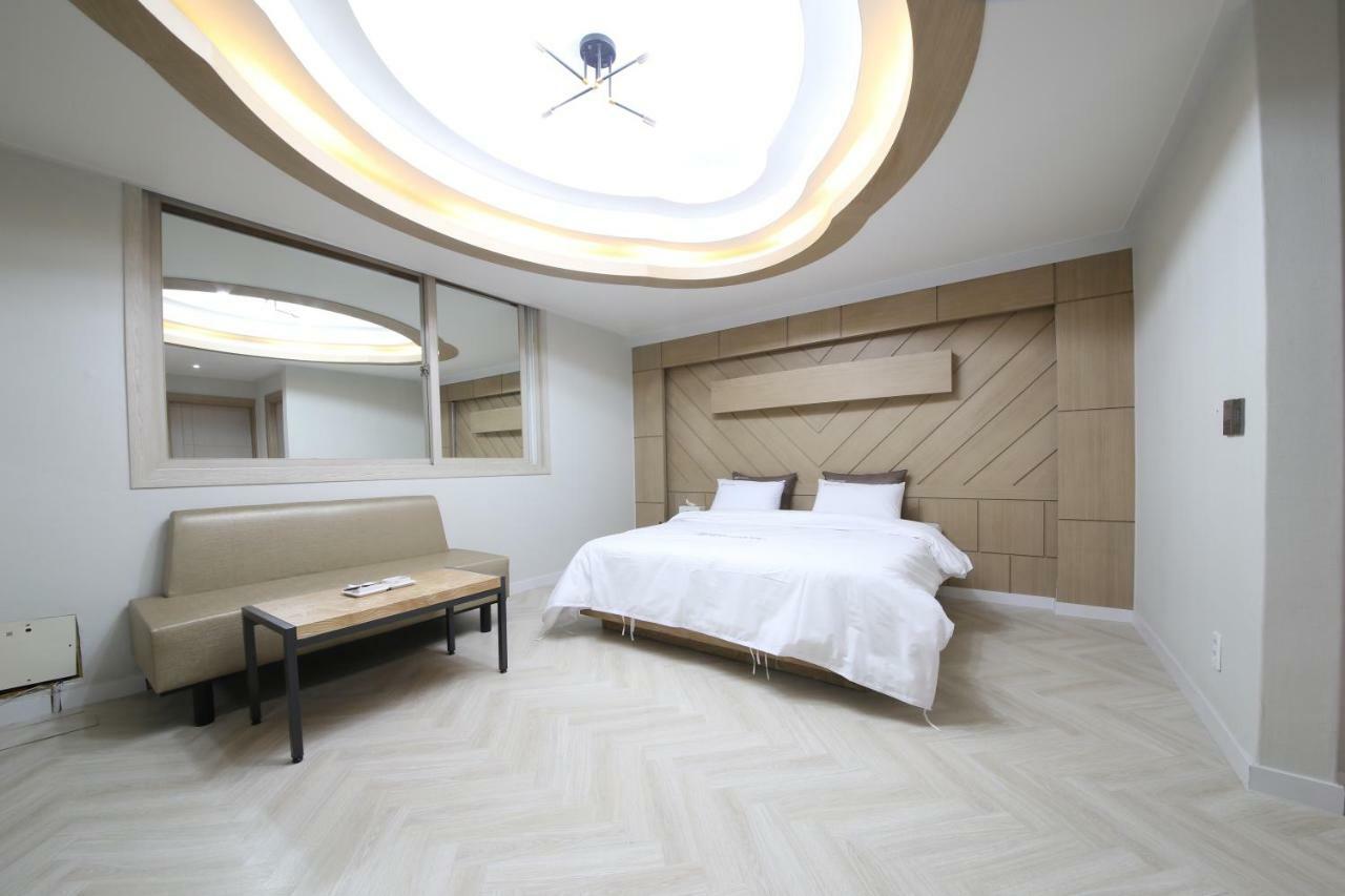 Eco Hotel Mokpo Buitenkant foto
