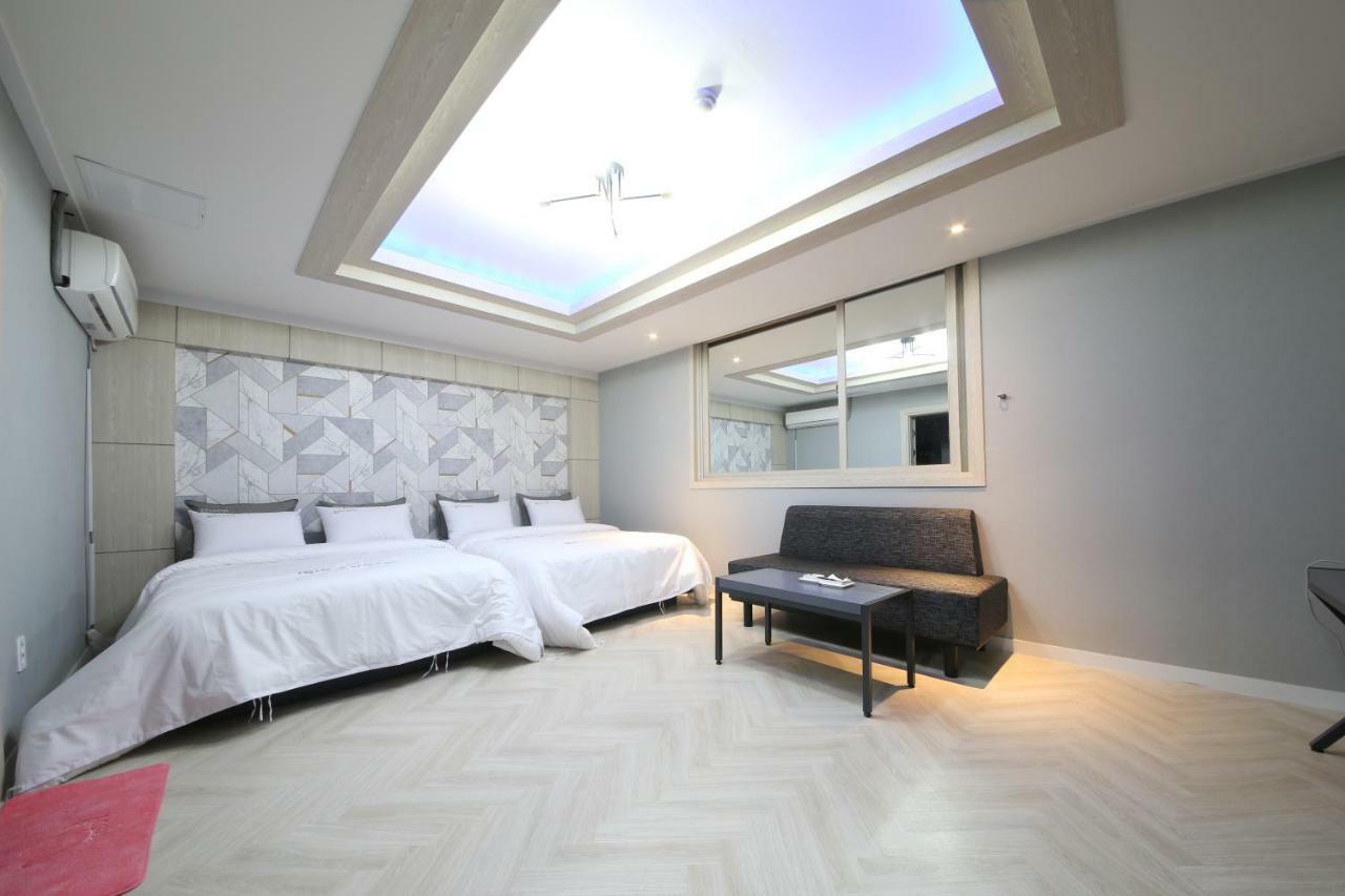 Eco Hotel Mokpo Buitenkant foto