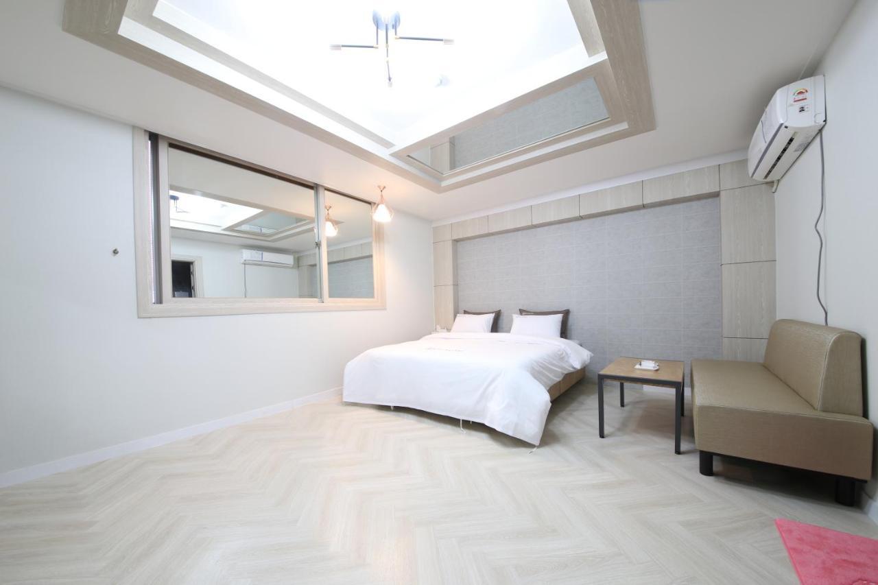 Eco Hotel Mokpo Buitenkant foto