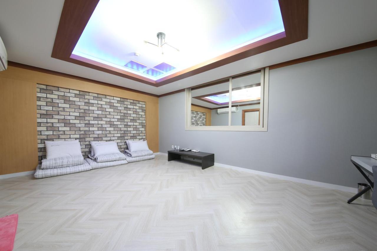 Eco Hotel Mokpo Buitenkant foto