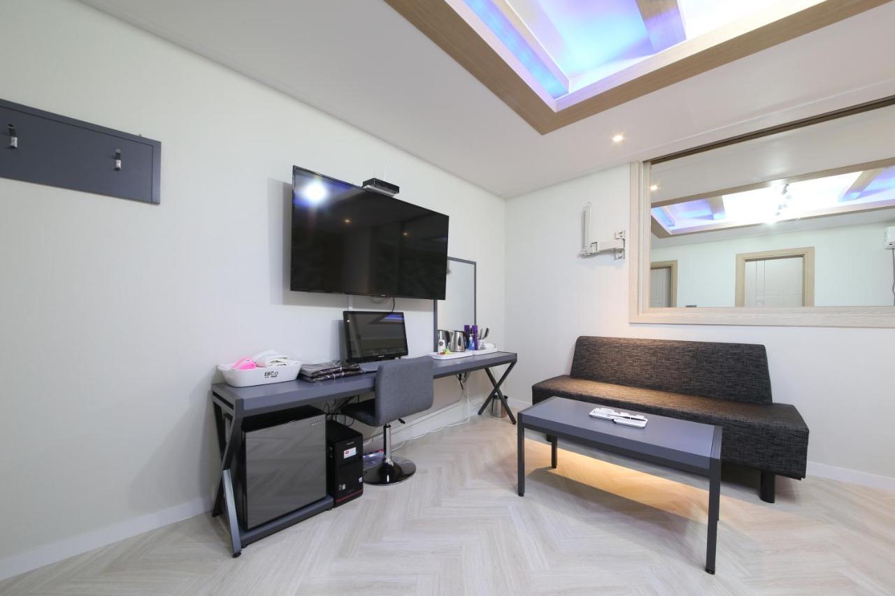 Eco Hotel Mokpo Buitenkant foto