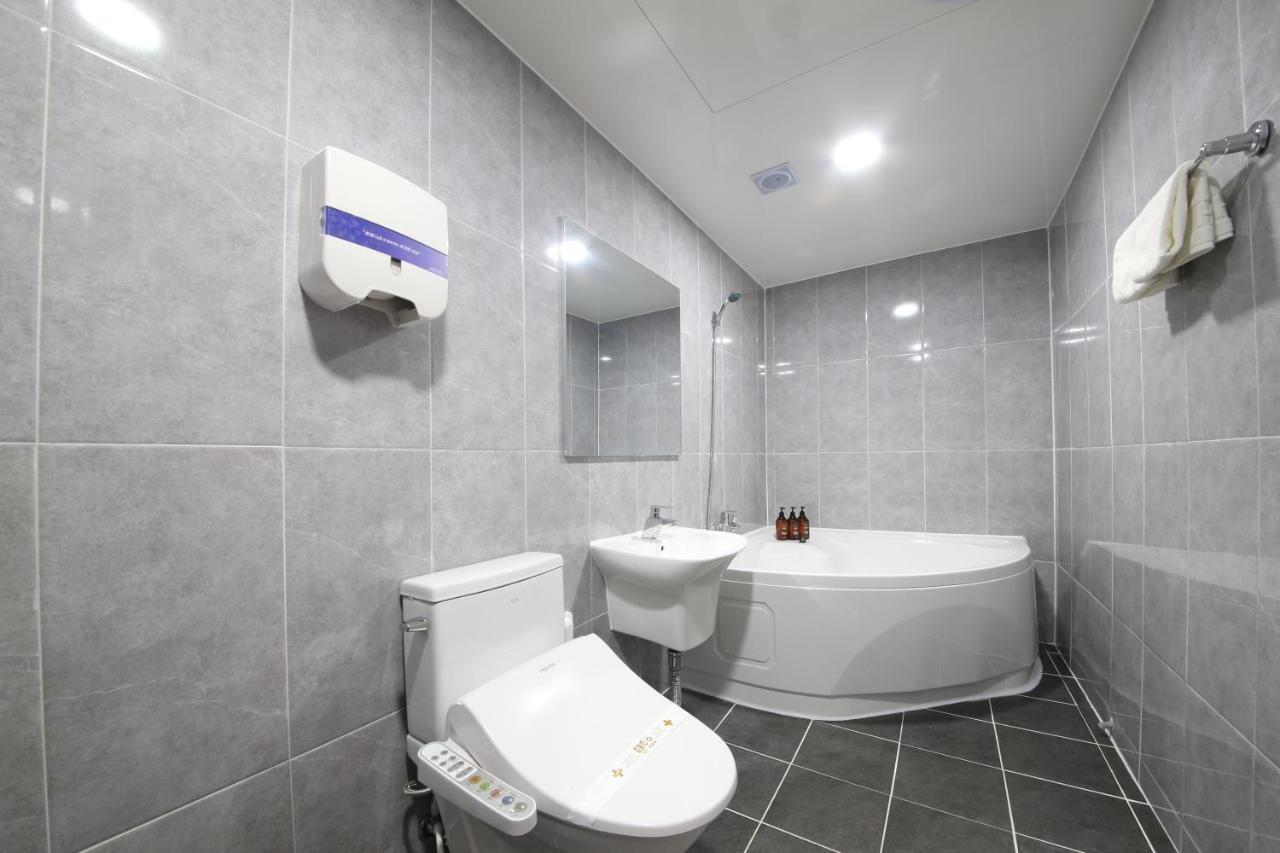 Eco Hotel Mokpo Buitenkant foto